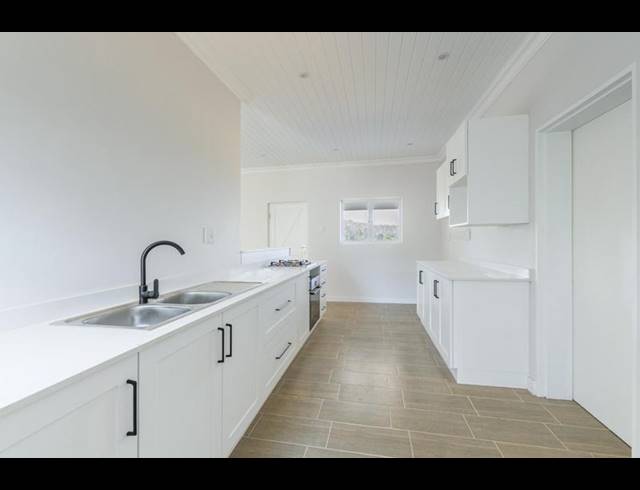 3 BEDROOM TOWNHOUSE FOR SALE IN GREENDALE